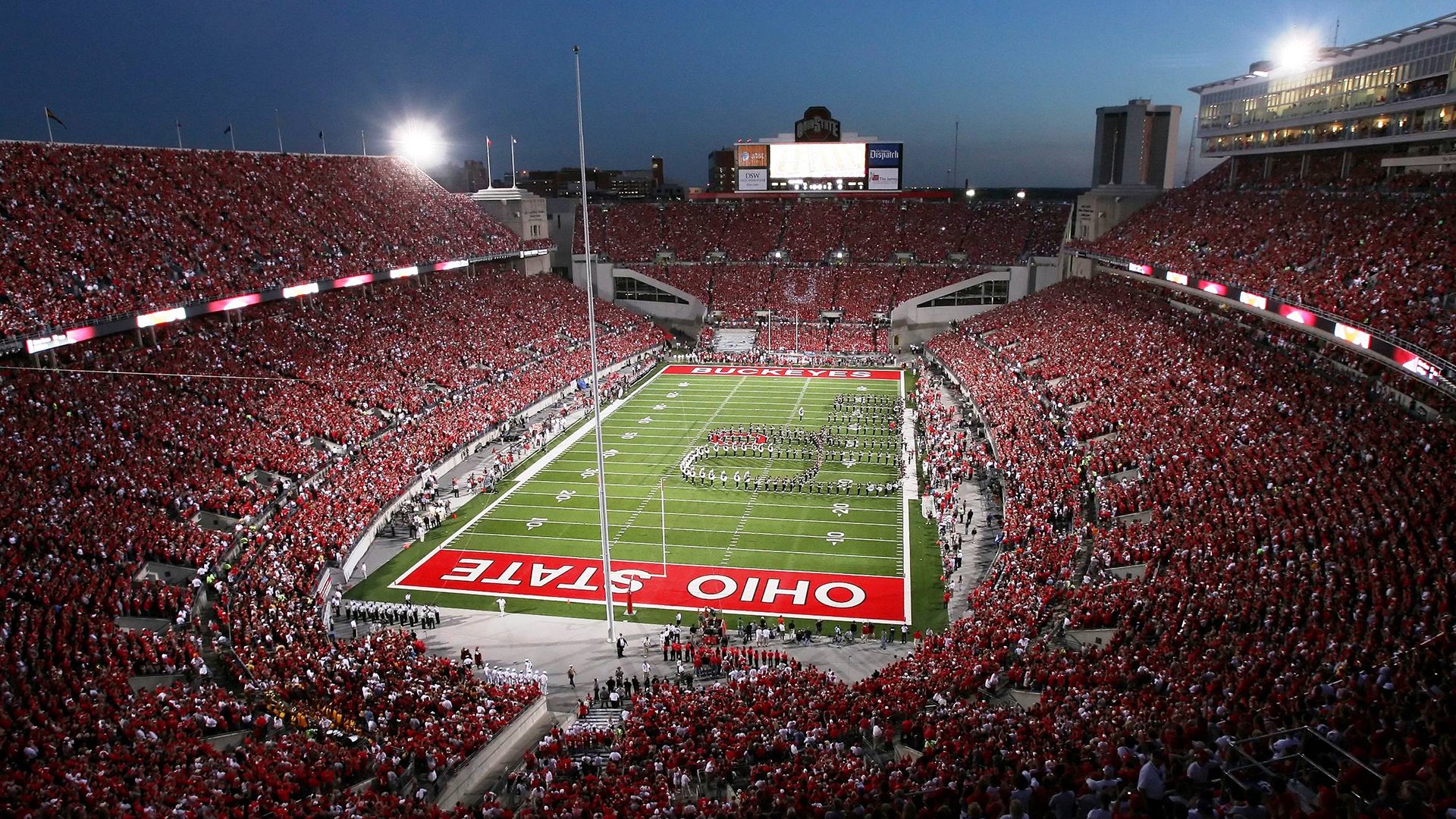 高空跳伞挑战：从天空一跃而下，高空跳伞专业术语